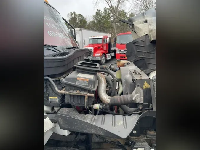 2020 NAVISTAR INTERNATIONAL MV607 (4X2)