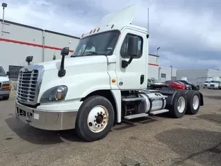 2018 FREIGHTLINER/MERCEDES CASCADIA 125