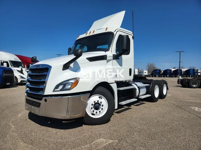 2019 FREIGHTLINER Cascadia 12626b47e6266b22fbd52f2debbed4fa50e
