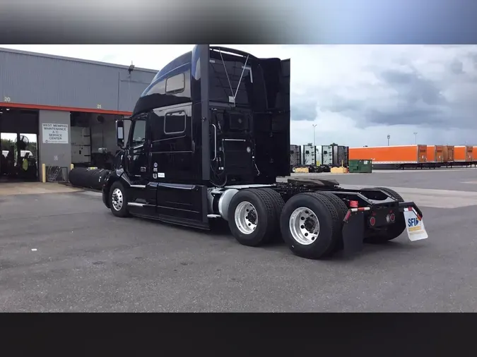 2023 Volvo VNL86026b63ffcaf785f558978ace1d7723ce9