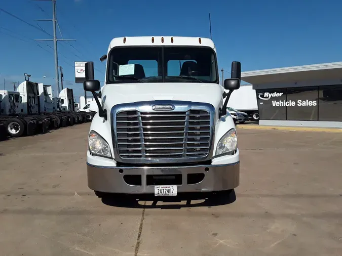 2016 FREIGHTLINER/MERCEDES CASCADIA 113