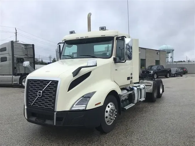 2020 VOLVO VNL30026b95fc686e6908efb1c446a3b0dfbc5