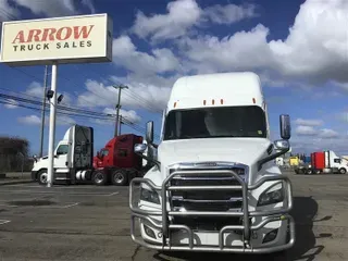 2022 FREIGHTLINER CA126