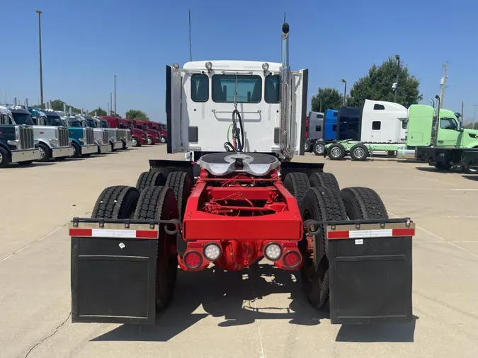 2022 Peterbilt 567