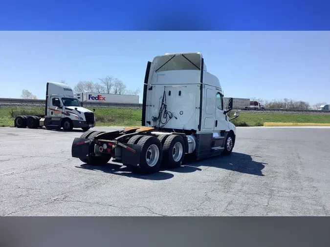 2021 Freightliner Cascadia 12626c01b462e2e0a3a9da4de4d96178c29