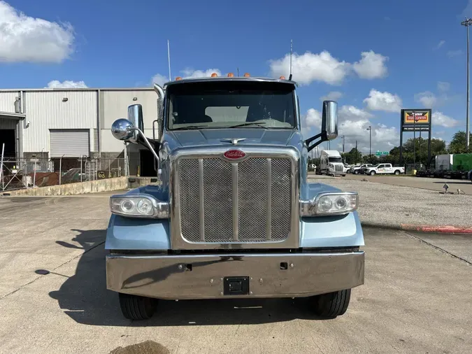 2021 Peterbilt 567