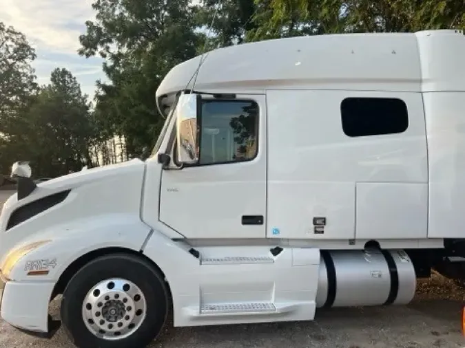 2019 VOLVO VNL64T74026c2882b8ded13d83e298877d40011bb