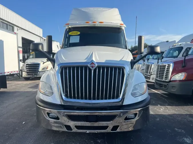 2020 NAVISTAR INTERNATIONAL LT625 DAYCAB S/A