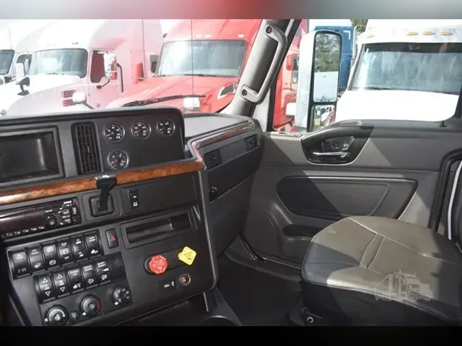 2019 INTERNATIONAL LT