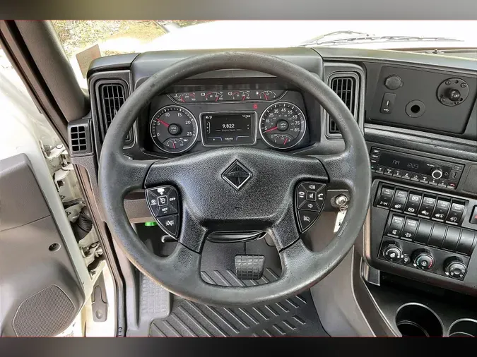 2021 INT LT625 6x426cd25d18b215cdddee9531303bc4974