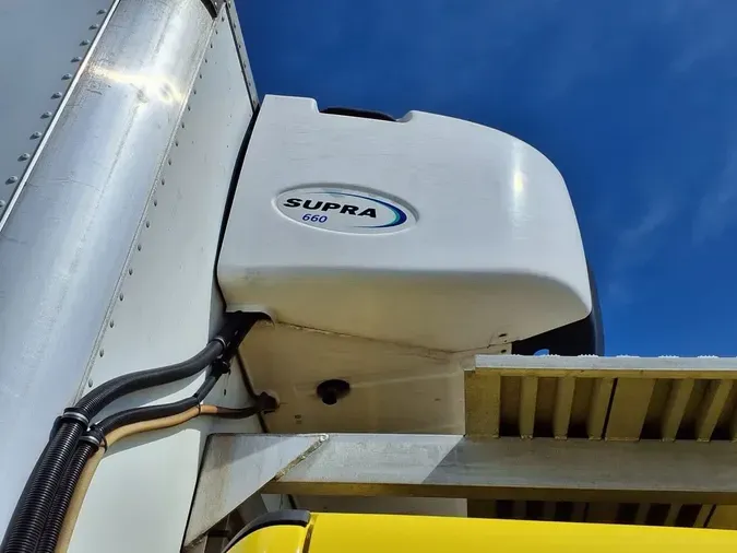 2019 FREIGHTLINER/MERCEDES M2 106