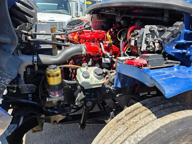 2018 FREIGHTLINER/MERCEDES M2 106