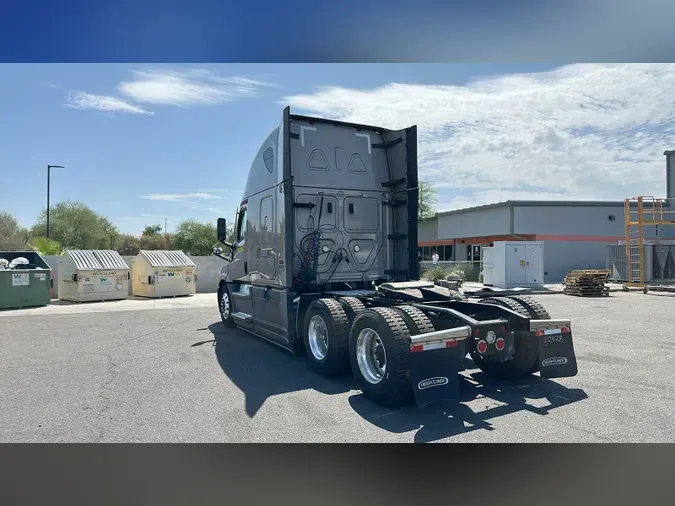 2024 Freightliner Cascadia 12626d8b3c0cf45989baf68953f3868593a