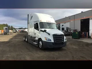 2021 Freightliner Cascadia 126