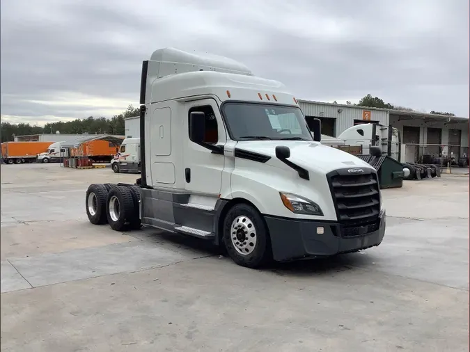 2020 Freightliner Cascadia26deb1ec653a37ced466ac1a70c275c9