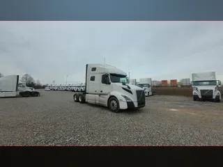 2020 Volvo VNL 760