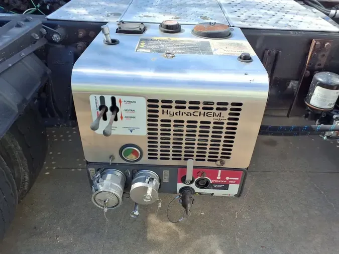 2018 FREIGHTLINER/MERCEDES CASCADIA 113