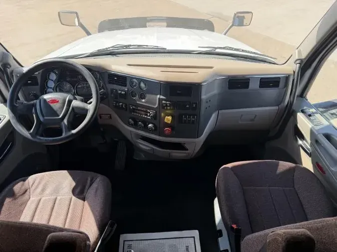 2022 Peterbilt 579