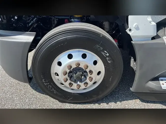 2021 INTERNATIONAL LT