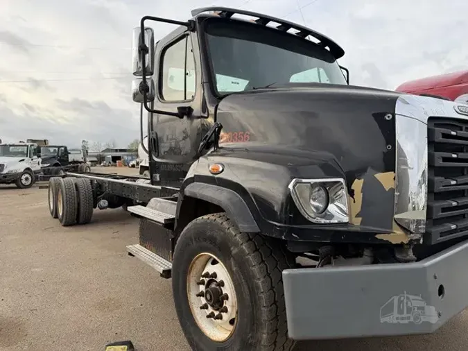 2014 FREIGHTLINER 114SD