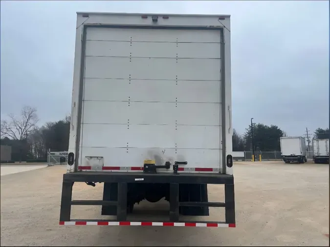 2018 FREIGHTLINER/MERCEDES M2 106