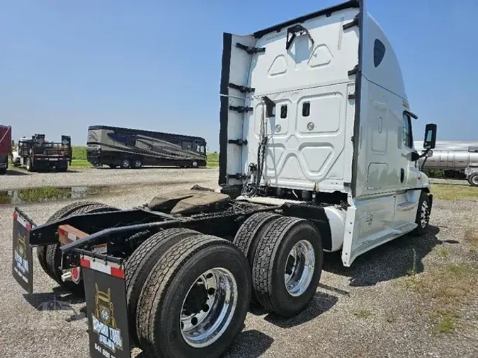 2016 FREIGHTLINER CASCADIA 125