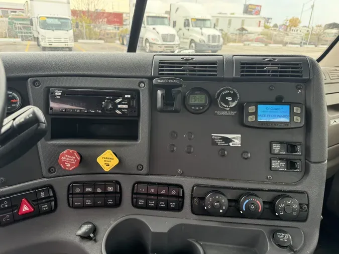 2018 FREIGHTLINER/MERCEDES CASCADIA 125