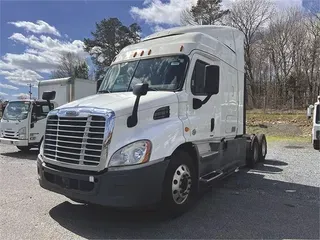 2018 FREIGHTLINER CASCADIA 113