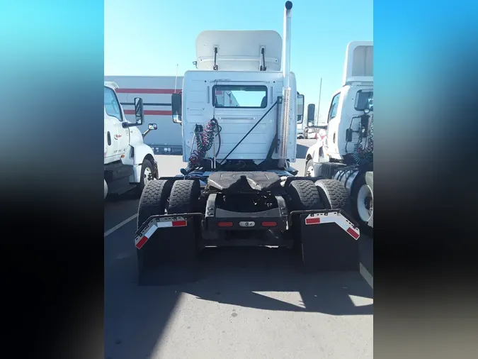 2016 VOLVO VNL42TRACTOR