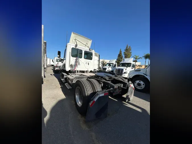 2020 FREIGHTLINER/MERCEDES NEW CASCADIA 116