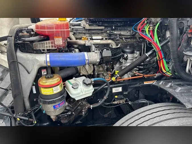 2020 FREIGHTLINER CA126