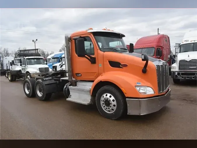 2016 PETERBILT 579