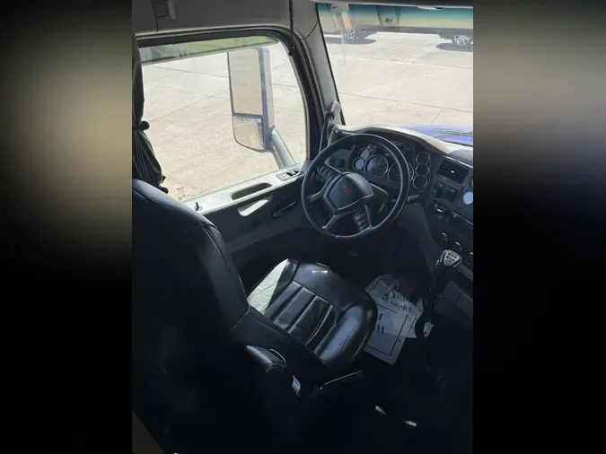 2020 Peterbilt 5792709a76205a4f11e3f678a197aa6333a