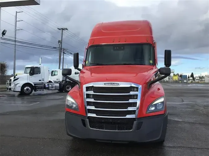 2021 FREIGHTLINER CA126