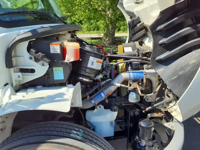 2018 FREIGHTLINER M2 106