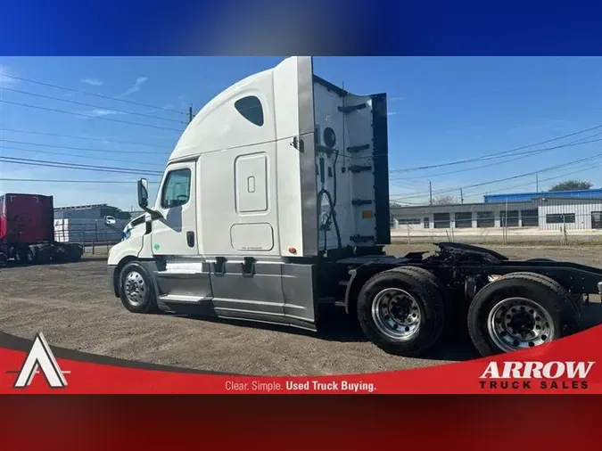 2020 FREIGHTLINER CA126