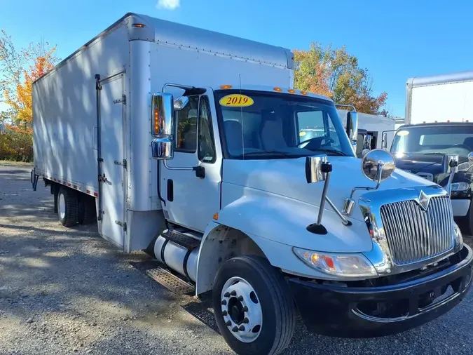 2019 NAVISTAR INTERNATIONAL 4300 SBA