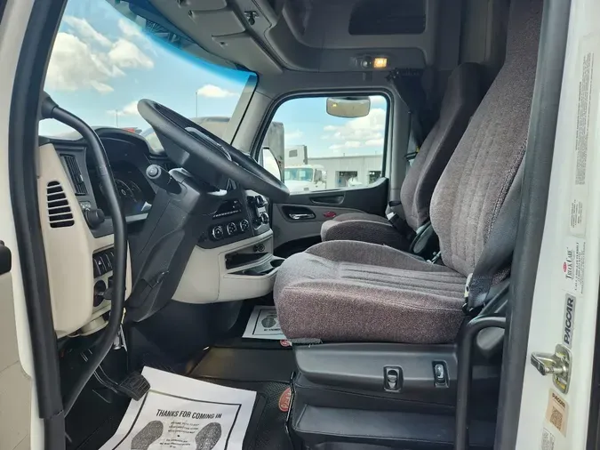 2023 PETERBILT 579