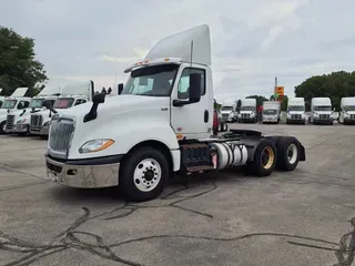 2019 NAVISTAR INTERNATIONAL LT625 DAYCAB T/A