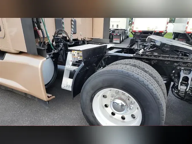 2021 KENWORTH T680