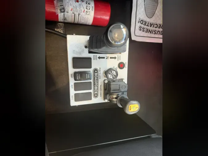 2025 Kenworth T88027146c7aa73011ce3db5394d9099c3b8