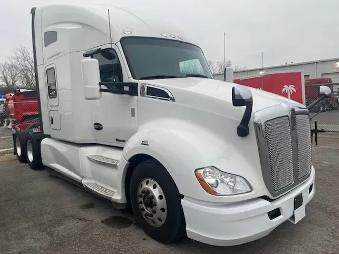 2022 Kenworth T680