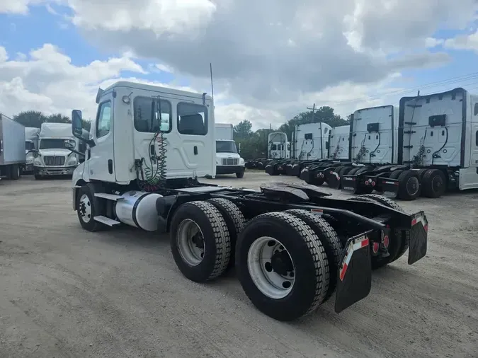 2020 FREIGHTLINER/MERCEDES NEW CASCADIA 11627157138981ec45c7d621d85176779ac