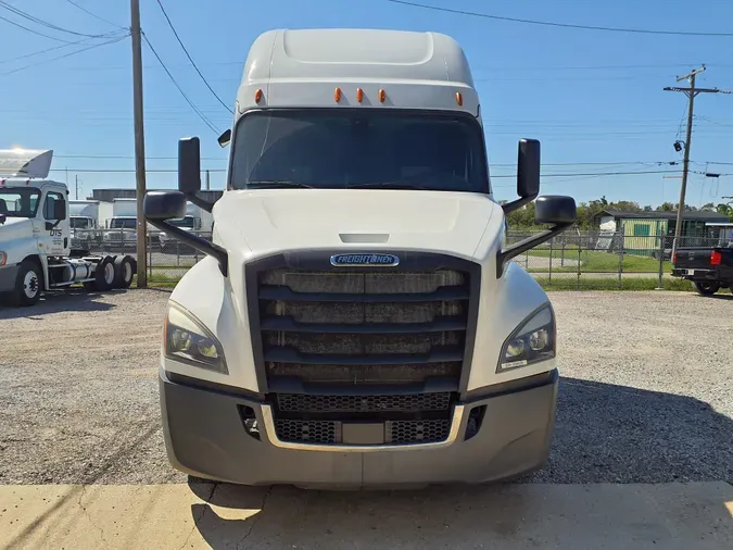 2018 FREIGHTLINER/MERCEDES PT126064ST