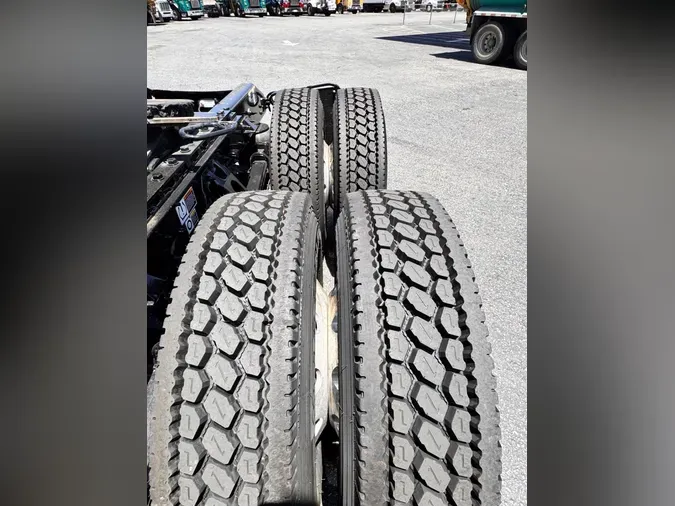 2022 Peterbilt 57927168523e2892c5bf4017326e6f03605