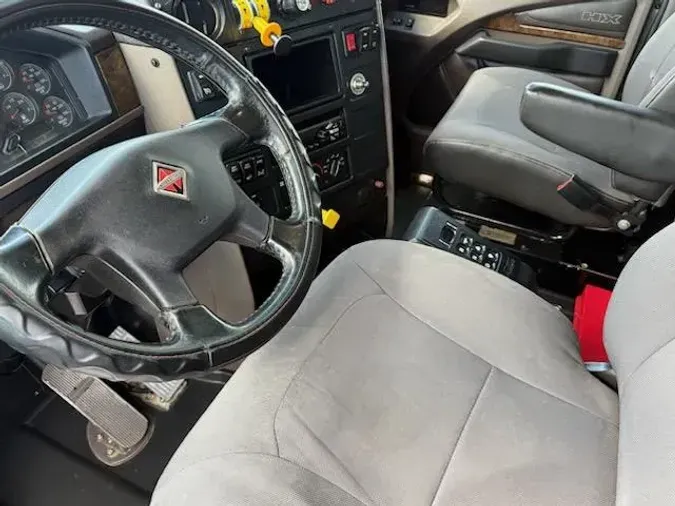 2019 International HX620