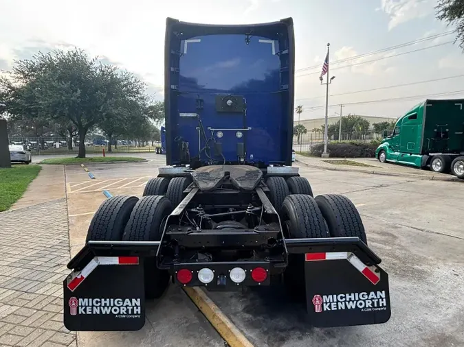 2021 Kenworth T680