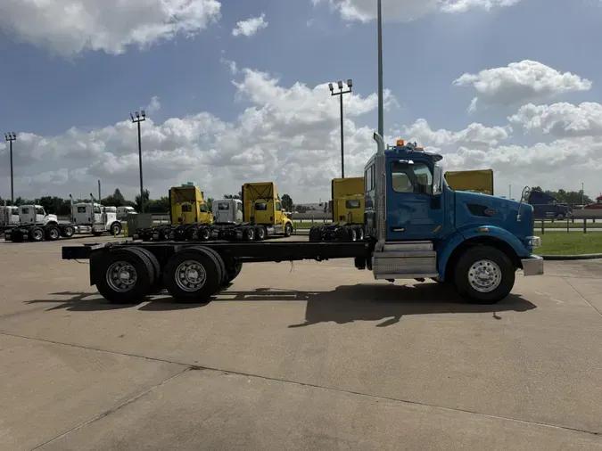 2020 Peterbilt 567271cb52f6229c948c1f9406f5da9dbb7