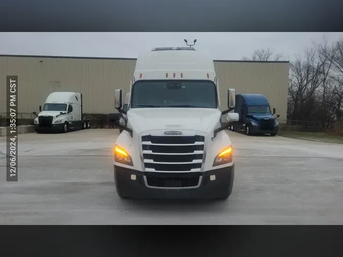 2020 Freightliner Cascadia