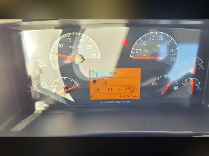 2014 VOLVO VNM42TRACTOR271d9ce342bf5bf80828c692a23a60aa
